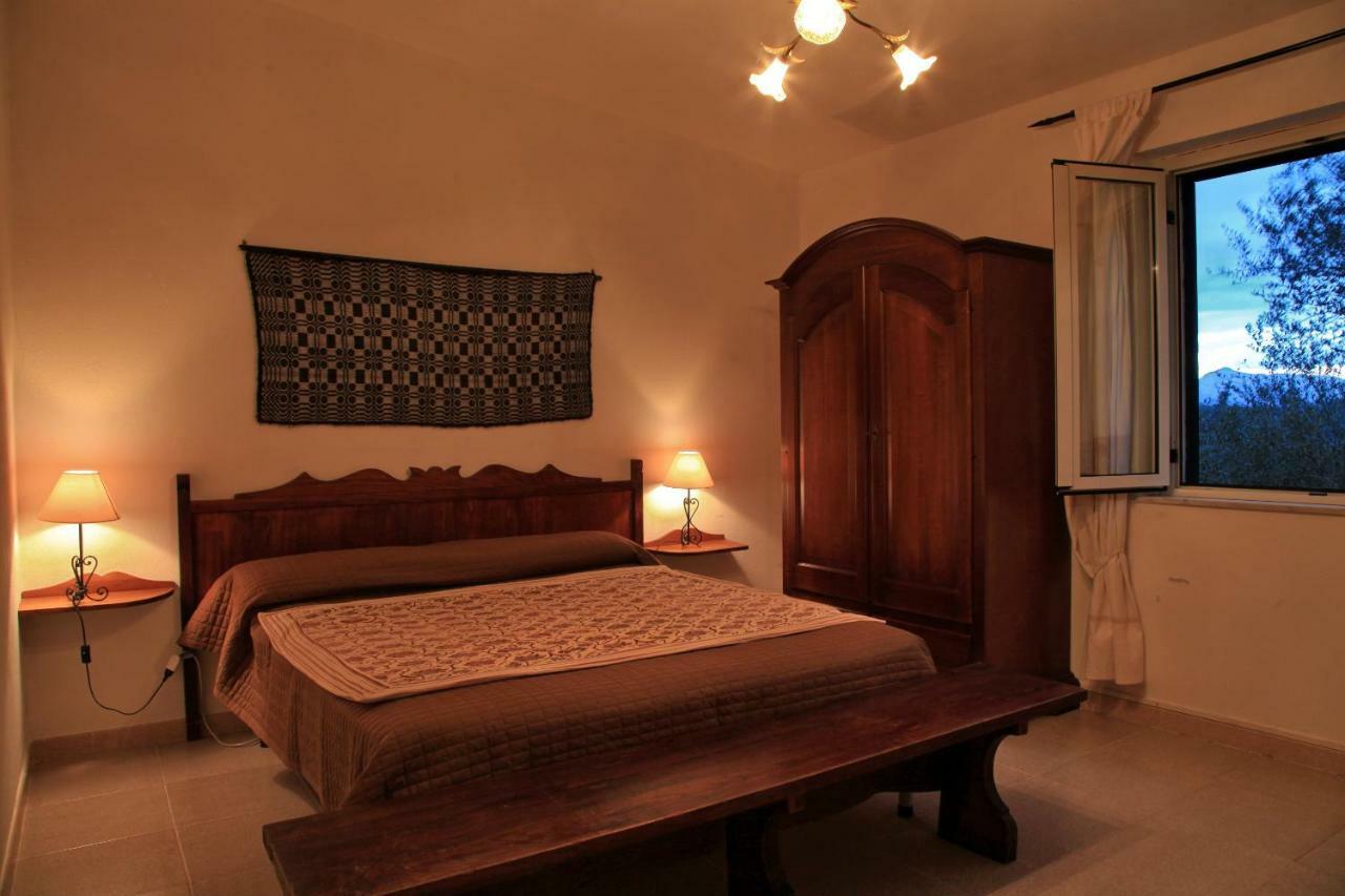 S'Ulumu Guest House Dorgali Eksteriør bilde